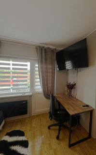 Black & White, Rezerva acum garsoniera cozy, cafea Lavazza, balcon, priveliște spre munte, saltea premium, fotoliu puf - 7