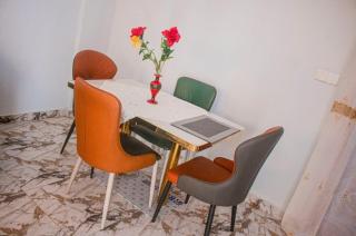 appartement situé au coeur de la ville de yaounde - 8