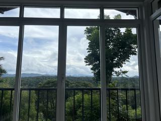 Breez Holiday Home - 4