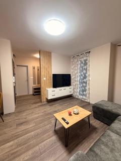 Danny Apartment Welcomes You - 1