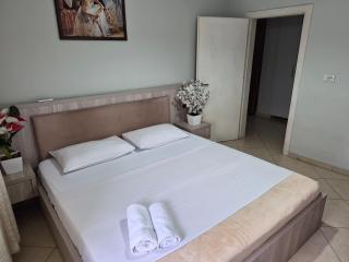 Central Tirana Stay - 6