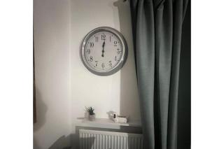 Coastal Comfort - Two Bed Terrace on Barry Island - 8