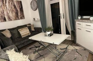 Coastal Comfort - Two Bed Terrace on Barry Island - 7