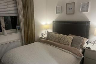 Coastal Comfort - Two Bed Terrace on Barry Island - 3