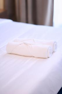 Azusa Hotel and Apartments - 8