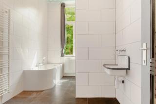 Renovated villa with jacuzzi at Genk - 3