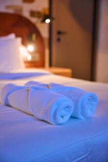 Azusa Hotel and Apartments - 3