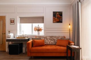 Luxury Suite with Jacuzzi Bath for Two - 9