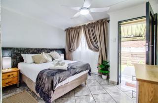 Peaceful luxurious fully-equipped home - 9