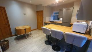 Cosy and stylish 3 bedroom house in the s12 area close to the city centre - 5