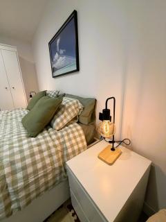 LovelyRoomsVic - 1