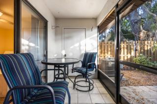 Beach Townhome Steps from Downtown Cocoa Beach - 8