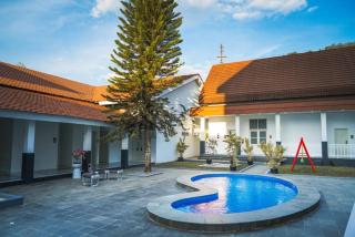 Saka Ombilin Heritage Hotel - 1