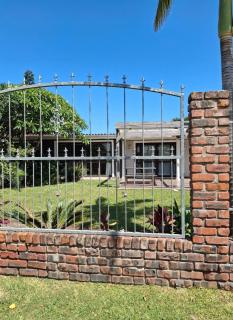 106 Barracuda Self-catering - 9