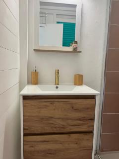 Studio rénové à 5 min de la plage - 2