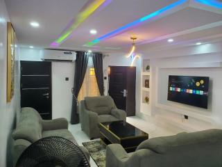 Onpoint luxury Apartment - 7