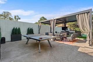 Poolside Funhouse - Arcade Billiard Poker & More - 7