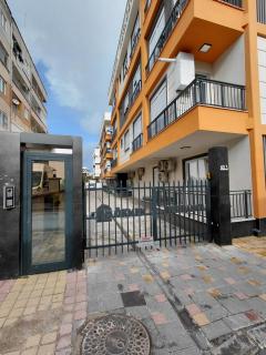 Central, Gated Residential Complex, 100mbps WiFi - 2