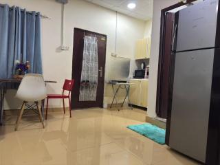 Bigger Bed Space for Budget Backpacker - No Parking - 9