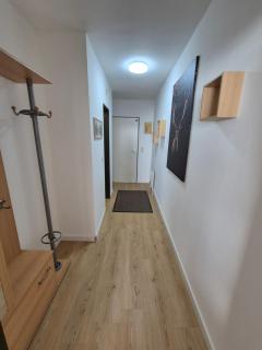 HoamatBlick Apartment mit Panoramahallenbad - 4