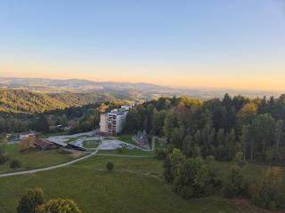 HoamatBlick Apartment mit Panoramahallenbad - 2