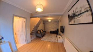 Northampton Oasis Retreat - 3-4 Bedroom House - 6