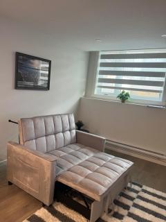 Livingston Calgary Lovely space - 4