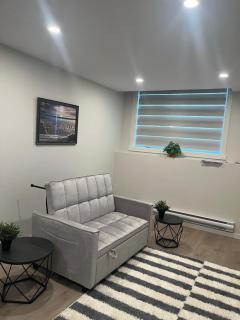 Livingston Calgary Lovely space - 0