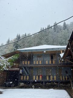 Cozy Forest House Room Khaishi, Svaneti - 9