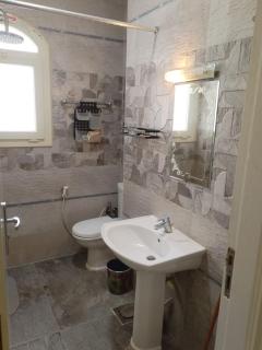 Dolphin Reef suites spacious 2 bedroom apartment - 2