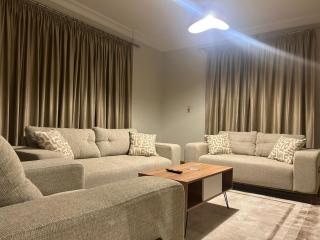 3BR Rehab Walk To GateWay Mall - 1