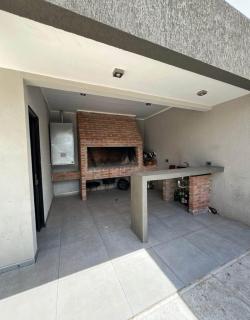 Hermosa casa en Paraná - 2