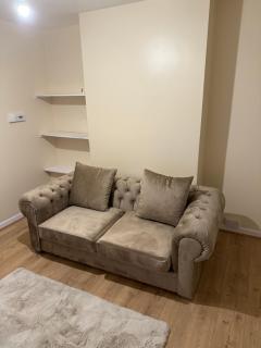 3-Bed Home, Free Parking, Smart TV,Family & Business Ready - 8