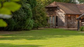 Stunning Studio Barn - 1