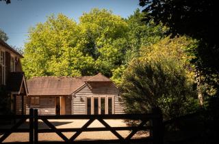Stunning Studio Barn - 3