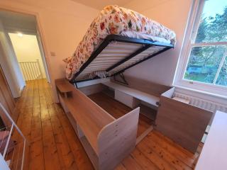 Cute home in walking distance to Cambridge Center - 6