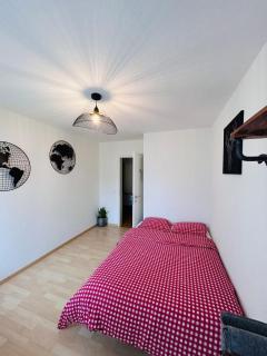 Private room and bathroom in Schlieren Zurich - 3
