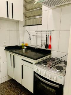 Copacabana- Ótima localização no Baixo Copa. - 2