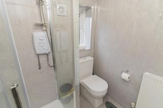 Great for Contractors - Free Parking - 4