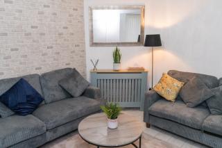 Great for Contractors - Free Parking - 1