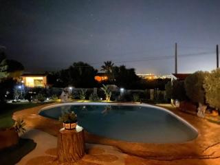 The poolside gem - 8