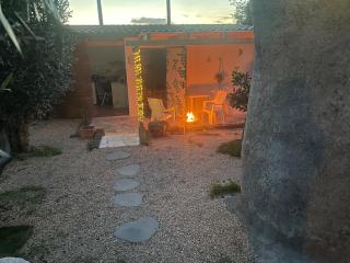 The poolside gem - 9