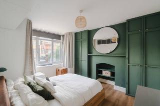 Modern Apartment Near Gloucester Road Nightlife Easy access to Centre - 2