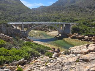 Rocky Bay Cottage next to Steenbras River and Ocean - 8