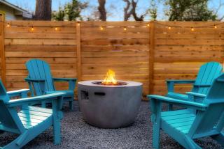 Sunflower House - Luxe Retreat with Sauna & Hot Tub - 3