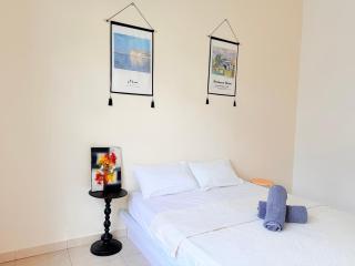 HeySnowy #Single Semi-D #Gated&Guarded #FreeNetflix #Water Dispenser #Mahjong - 1