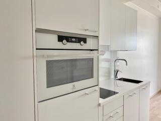 Goldfinger yksiö merinäköalalla 7 krs - 8