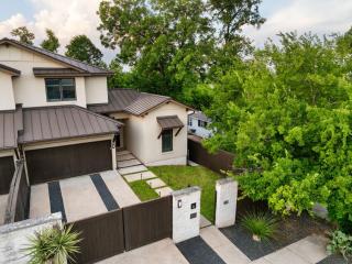 Sunset Saloon - Pool Outdoor Theater & Ping Pong - 5