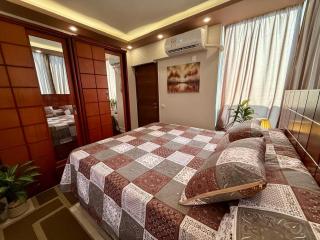 Modern Rooftop Suite Close to the Pyramids, Fully Equipped - 4