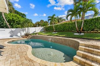 Sunset Oasis with Private Pool! - 7